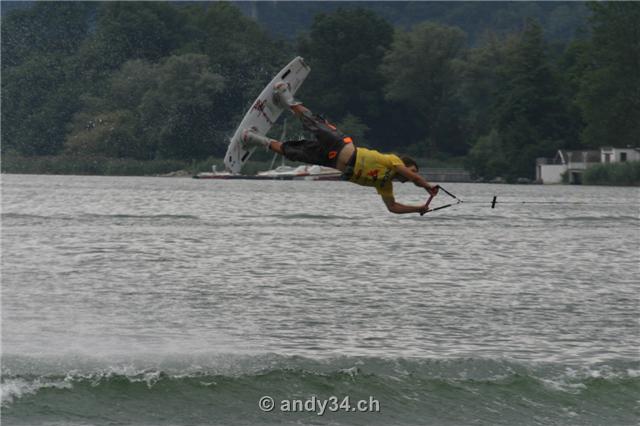 wake05-047